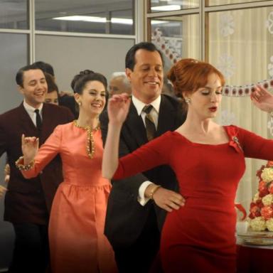 10 Signs You Were Born In the Wrong Generation