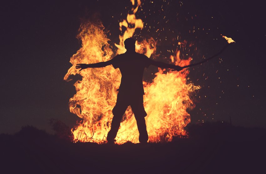 25 People Tell Their Scariest Story That Seems Too Disturbing To Be True