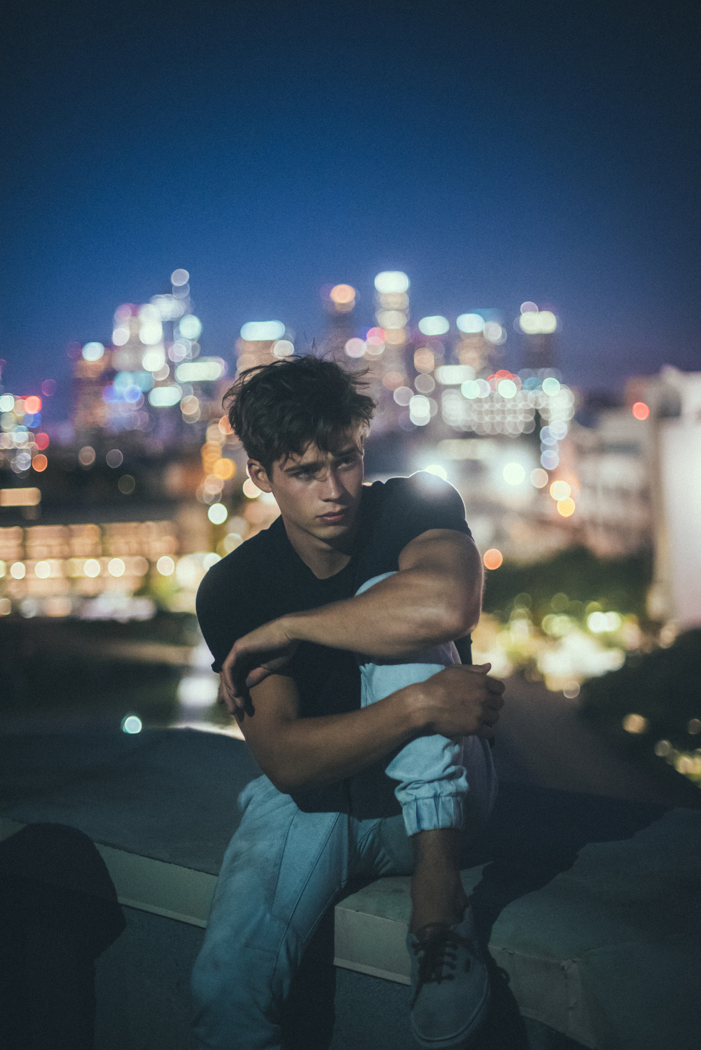 Free picture: photoshoot, man, boy, teenager, portrait, pose, focus, glass