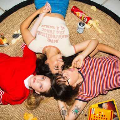 26 Fun (And Easy) Ideas For Your Girls’ Night In
