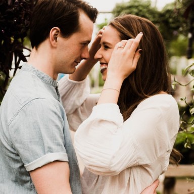 10 Subtle Cues He’s Into You (Without Him Necessarily Saying It)