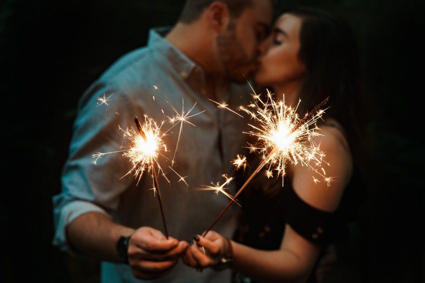 10 Brutally Honest Reasons To Drop The Non-Committal Emotionally Unavailable Guy