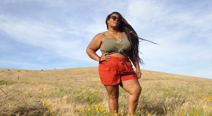 This Self-Proclaimed ‘Fat Girl’ Is Encouraging Curvy Women To Travel By Posting Selfies To Instagram