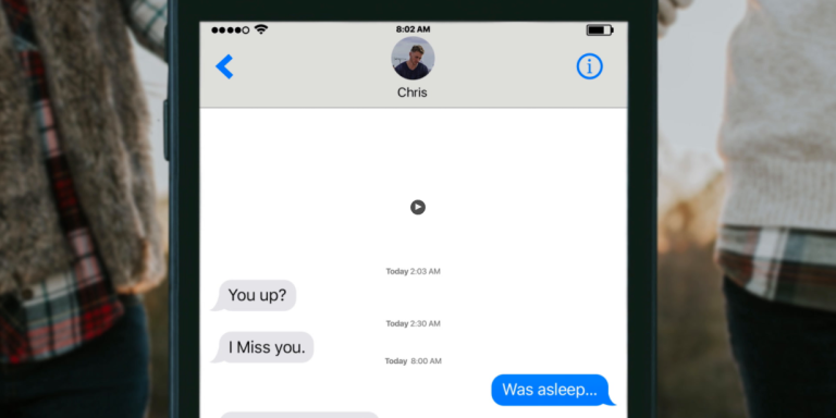 This Is Exactly What You Should Say When You Get The ‘I Miss You’ Text