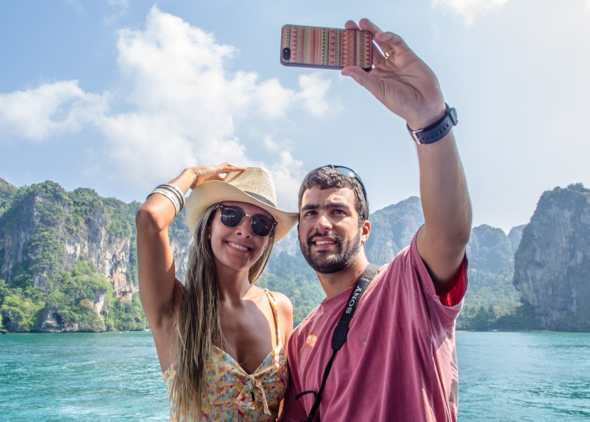 If You Don’t Identify With 1 Of These 12 Types Of Couples, Are You Even Dating?