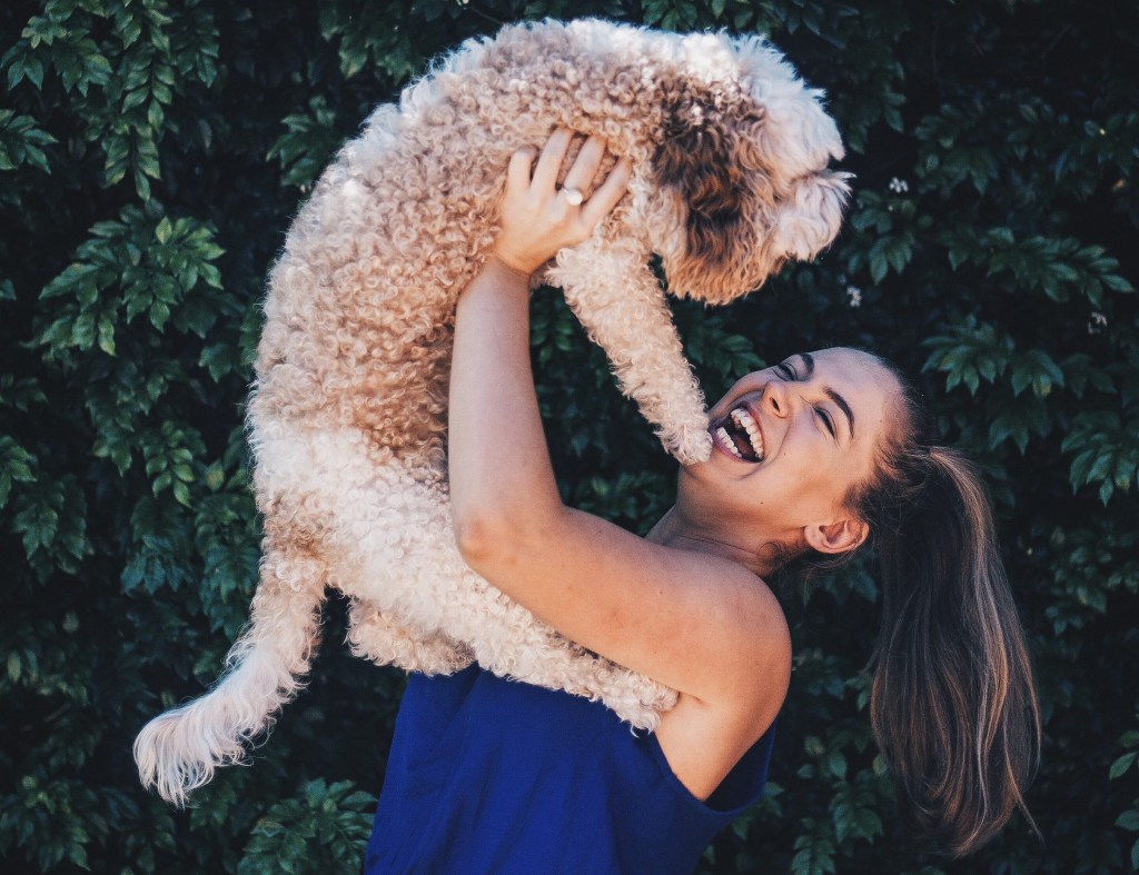 Date The Girl Who Is Best Friends With Her Dog | Thought Catalog