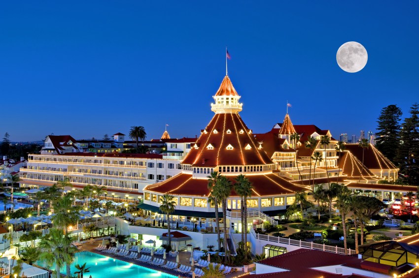 8 Haunted Hotels You Can Actually Visit This Halloween