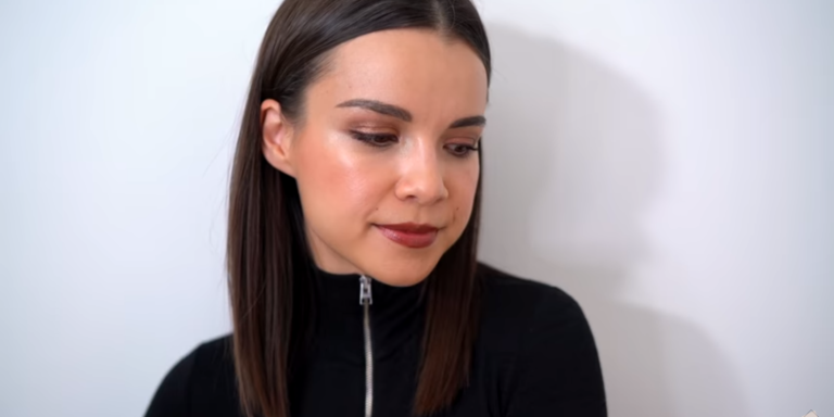 Here Are 11 YouTube Beauty Gurus You Need To Be Obsessed With Right Now