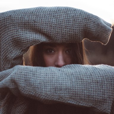 4 Uncomfortable Situations Every Quiet Person Hates Finding Themselves In