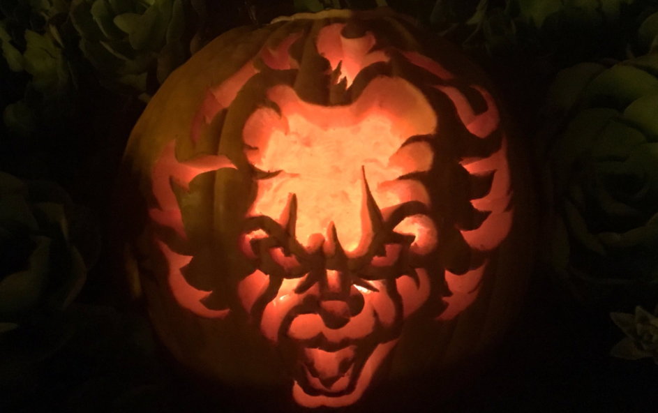 Pennywise Pumpking Jack-O-Lantern For Halloween