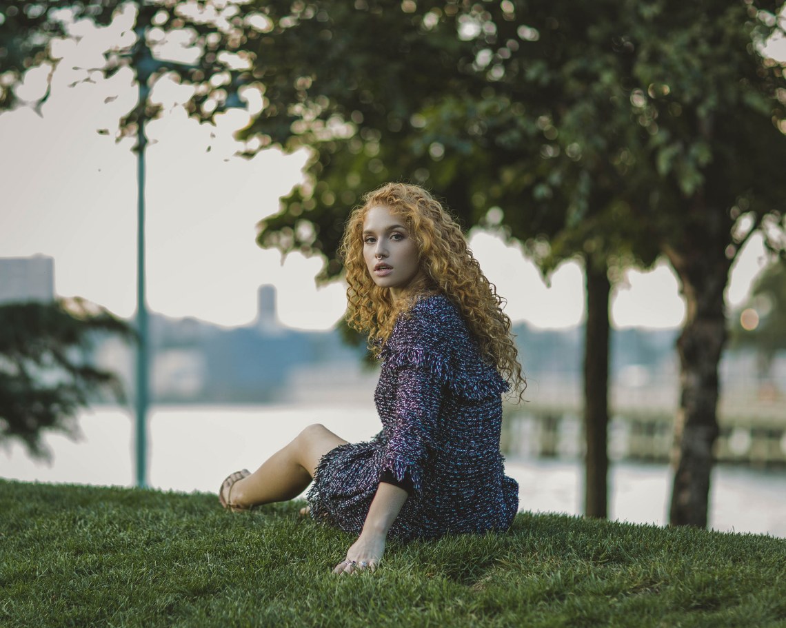 This Is How You'll Date And Lose The Girl Who Wants To Take Care Of You
