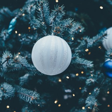 Take Down Your Jack-O-Lanterns And Hang Your Mistletoe, It’s Officially Christmas Season