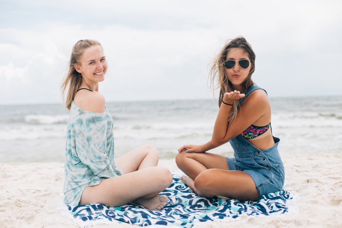 6 Things You Learn When Your Best Friend Lives In Another Country