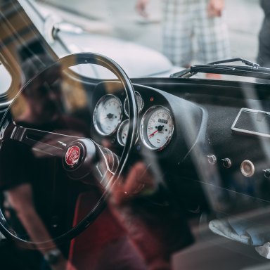 Something’s Off About The Radio In My New Car, And I Need To Tell Someone Before It’s Too Late