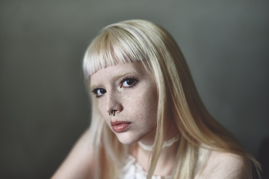 Girl who feels like a second choice