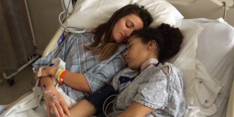This Woman’s Life-Saving Birthday Gift To Her Sick GF Is So Insanely Sweet It’s Making Everyone Cry