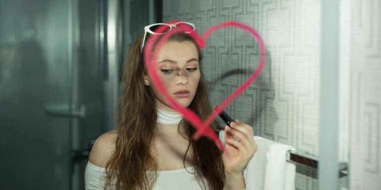 9 Ways Children Of Narcissistic Parents Love Differently
