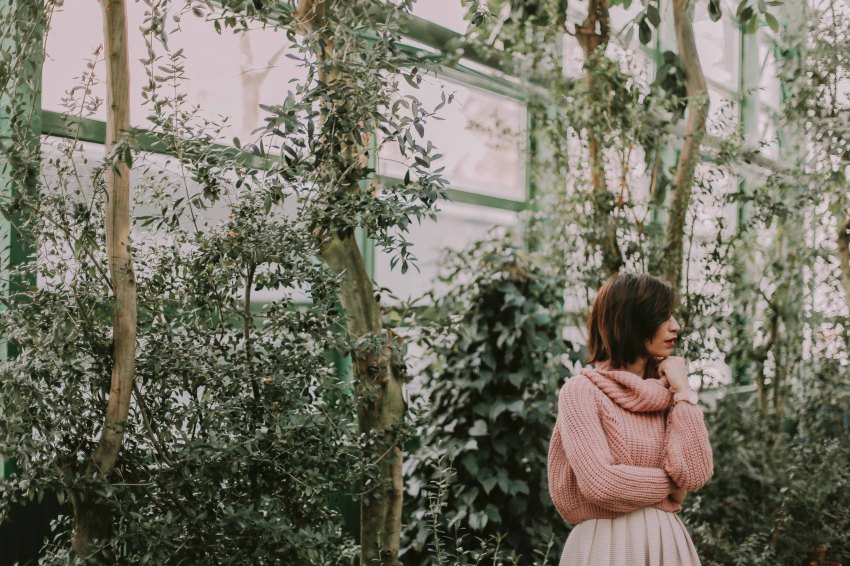 10 Pieces Of Baggage You Need To Put Down And Leave Behind In 2017