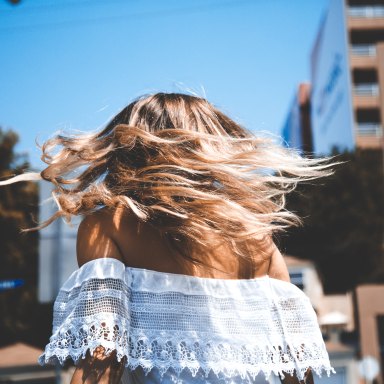 girl walking in LA