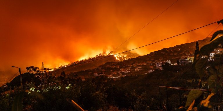 6 Surreal Horror Stories Of People Escaping The Deadliest Wildfire In California