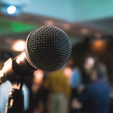 10 Helpful Tips For Becoming A Better Public Speaker