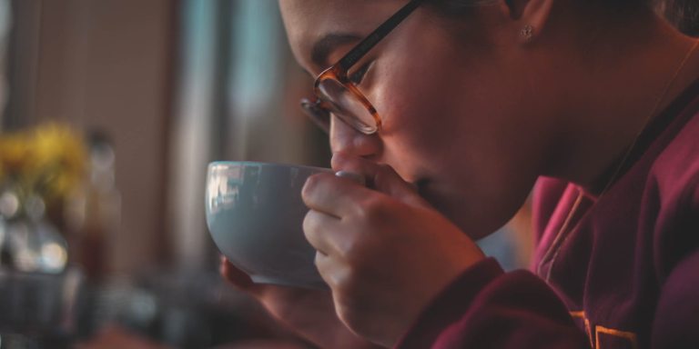 Here Are 4 Easily Missed Signs You’re Going Through ‘The Hermit Phase’ And What You Can Do To Combat It