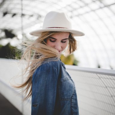 This Is How To Attract The Free-Spirited Woman You’re Crushing On