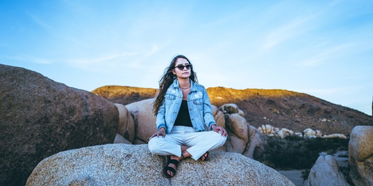 What A 30-Day Mindfulness Class Taught Me About Happiness, Anxiety, And Self-Compassion