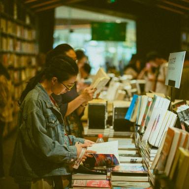 Why I Stopped Going To Bars And Started Going To Bookstores Instead