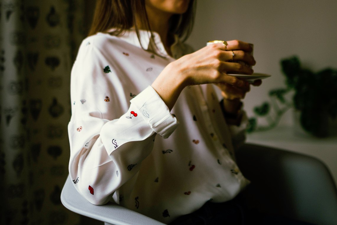girl drinking tea