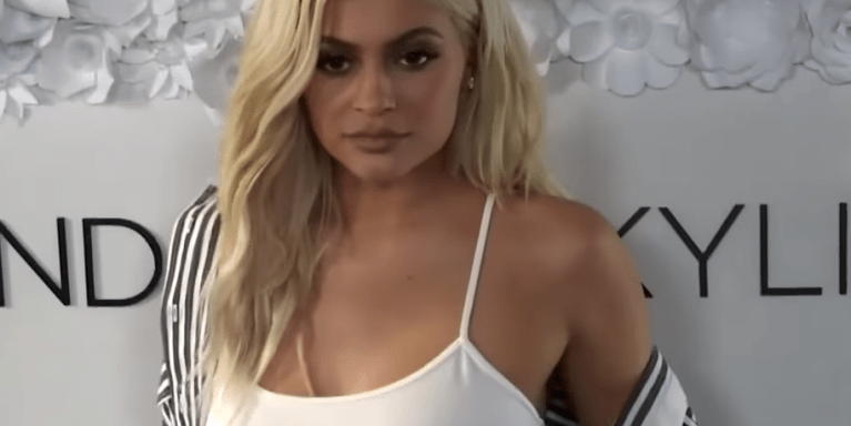 This Wild Conspiracy Theory About Kylie Jenner’s Pregnancy Might’ve Actually Been True All Along