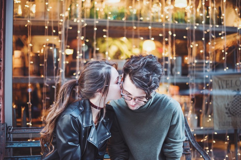 This Is How Each Attachment Style Finally Falls In Love