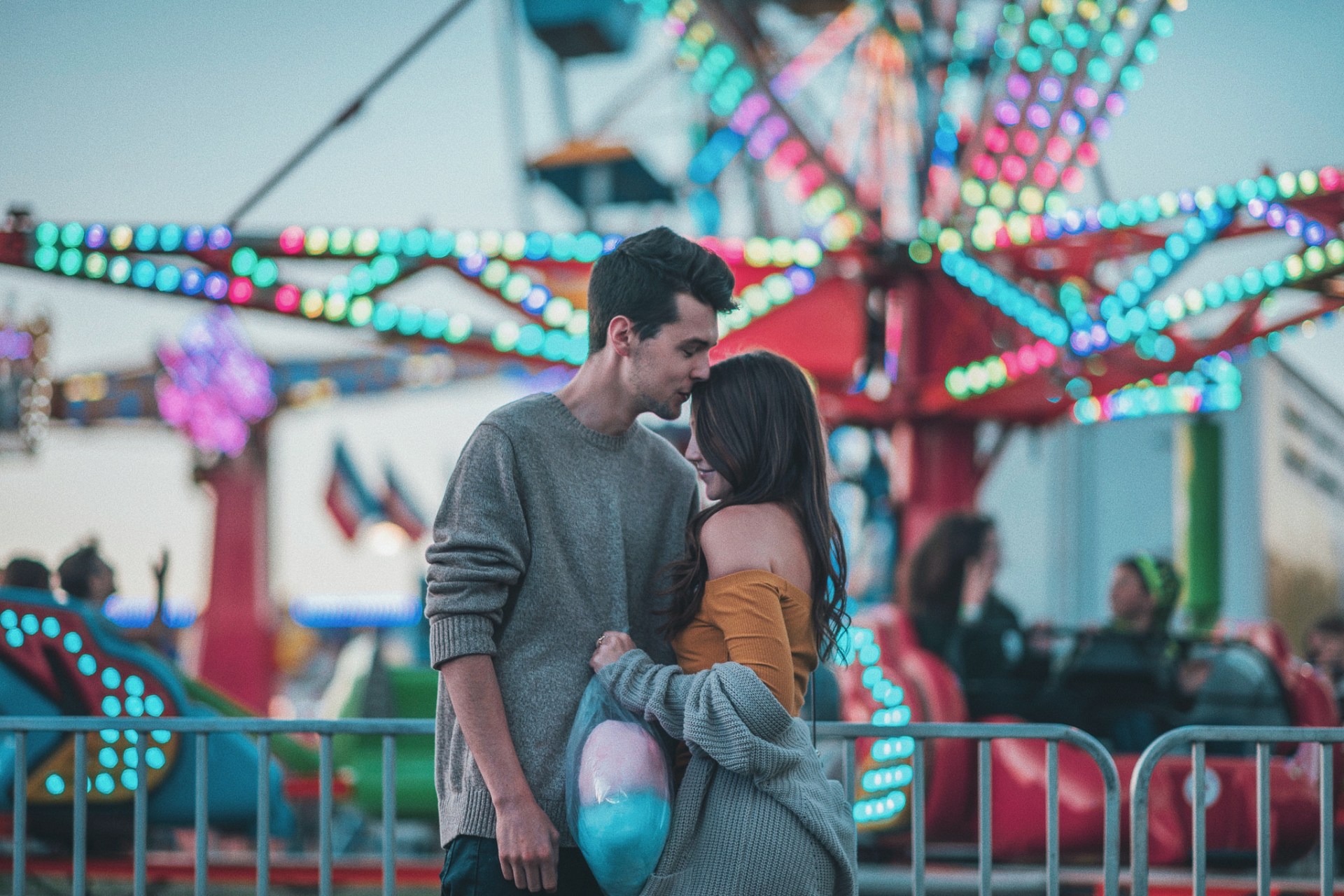 Exactly What It's Like To Be In A Healthy Relationship With Each Of The Zodiac Signs