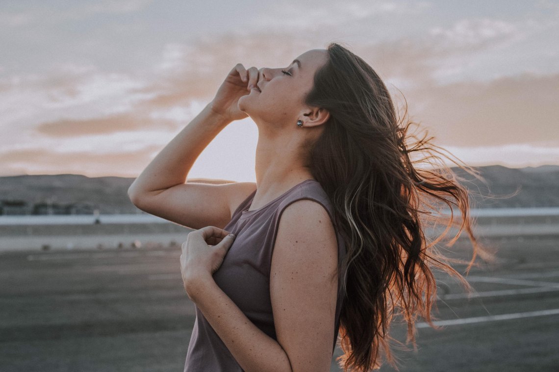 A girlfriend with anxiety