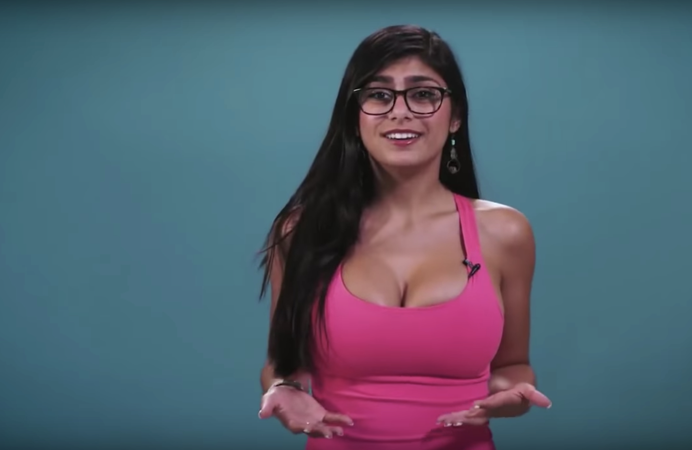 Mia Khalifa Pornhub - Mia Khalifa Gets Real About PornHub Fame, ISIS Threats, And Why She Regrets  Joining The Porn Industry | Thought Catalog