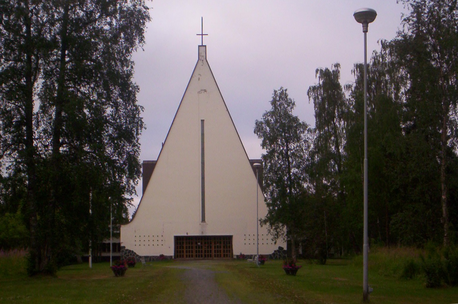 Here’s What An Upside Down Cross Really Means Thought Catalog