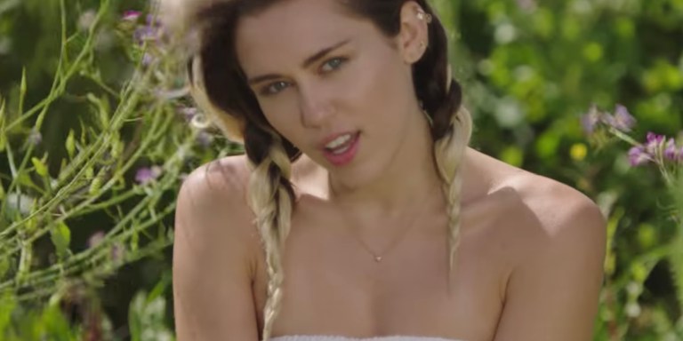 Miley Cyrus Is No Longer Sorry For Her Underage Semi-Nude ‘Vanity Fair’ Photoshoot