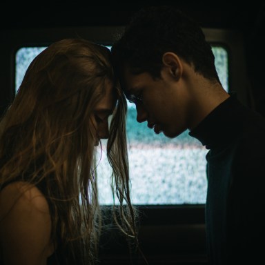 10 Unavoidable Signs It’s Time To Break Up