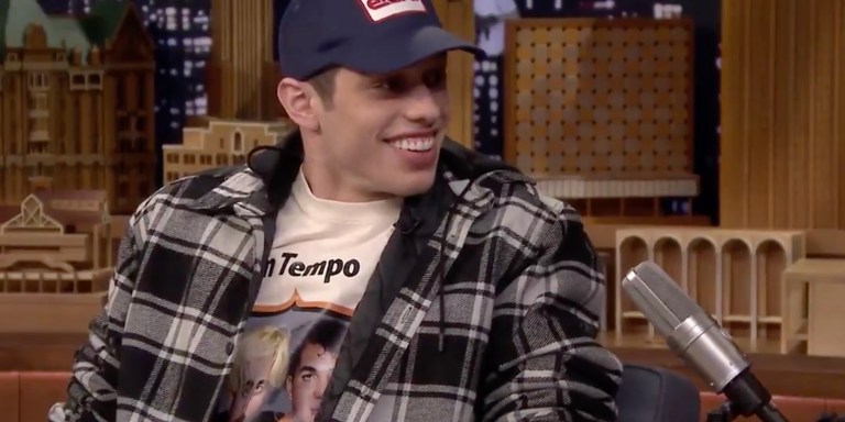 Pete Davidson Just (Officially) Confirmed He’s Engaged To Ariana Grande!!!