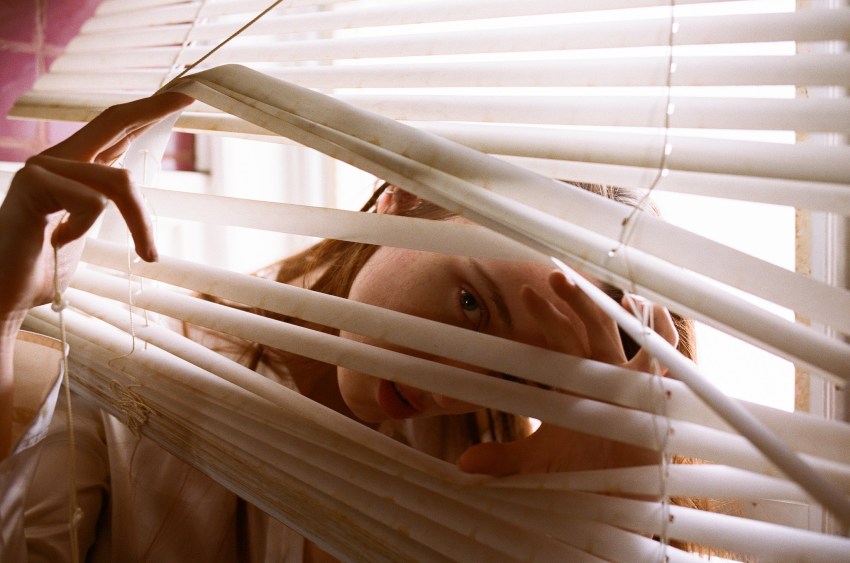 25+ Sad Stories That Will Break Your Heart (And Make You Think About Life)