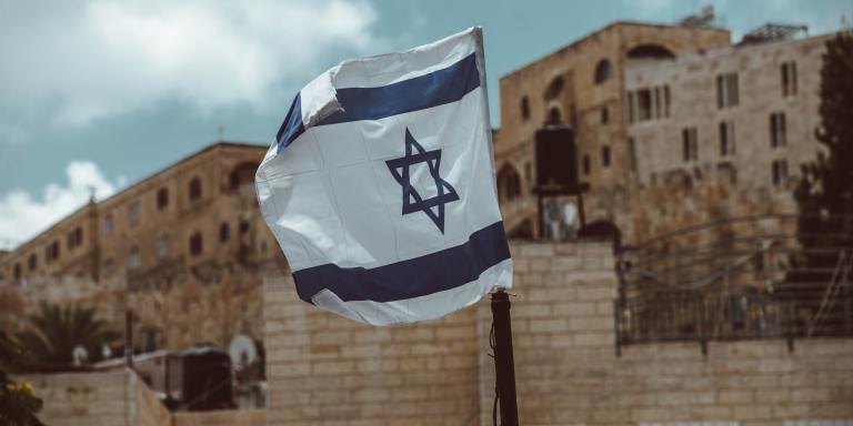150+ Popular Jewish Surnames and Their Origins