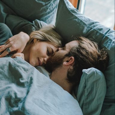 The Happiest Couples Have Uncomfortable Conversations