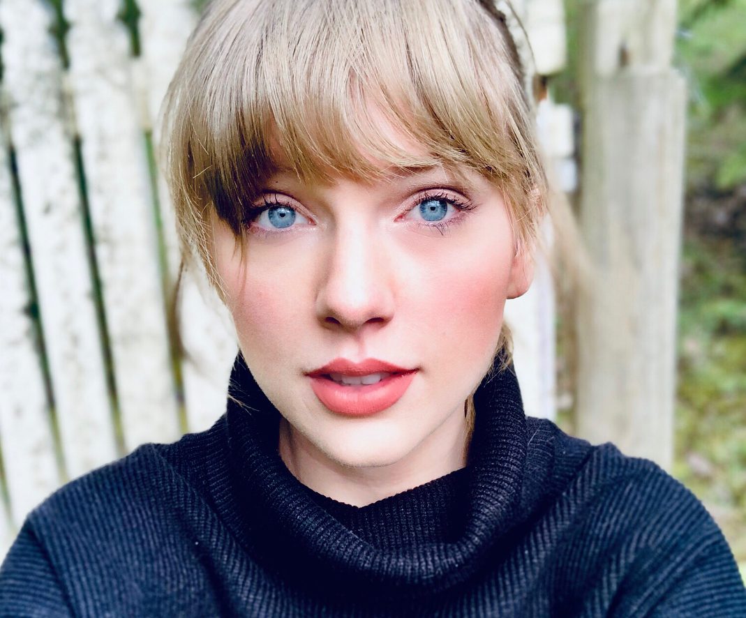 The Powerful Reminder From Taylor Swift Each Zodiac Needs On November 7