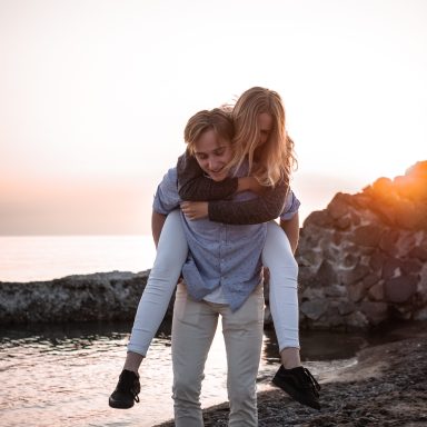 This Is Your Reminder That The Right Guy Will Fight For You
