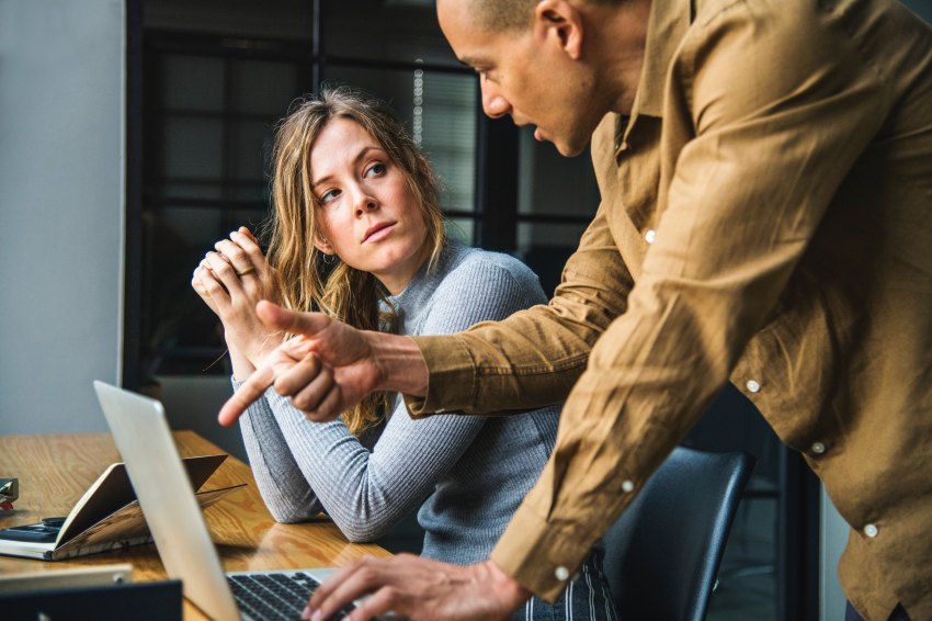 20 Professional Ways To Kindly Tell Your Coworkers To Go Fuck Themselves