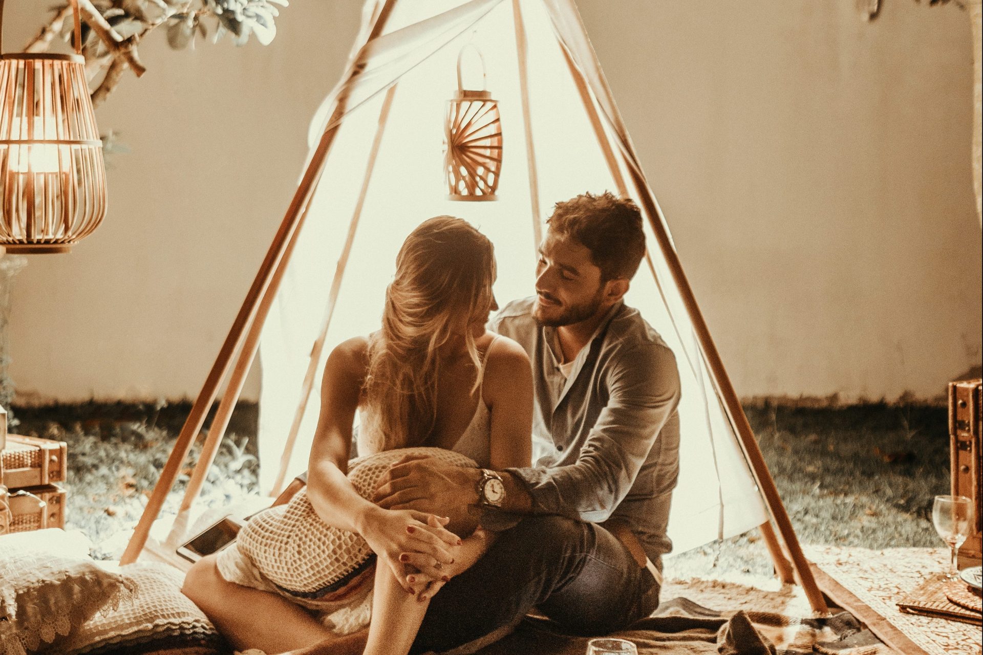 Ranking The Myers-Briggs Personality Types By Who's The Most Relaxed Partner To Who's The Most Possessive
