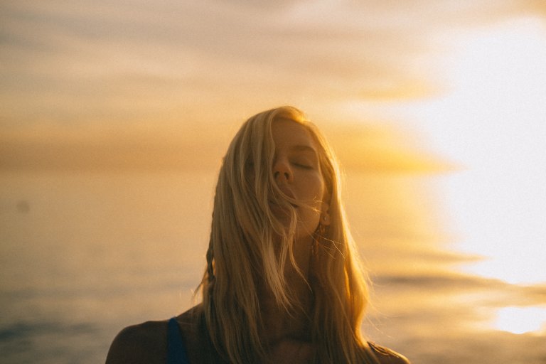 45 Little Reminders For When You’re Overwhelmed And Feeling Judged