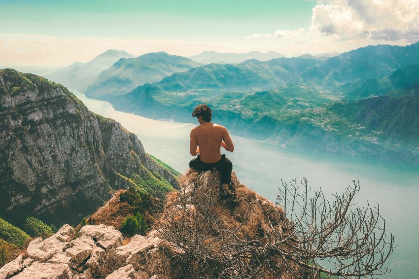 50 Boys On The Dumbest Thing They’ve Ever Done For A Pretty Girl 