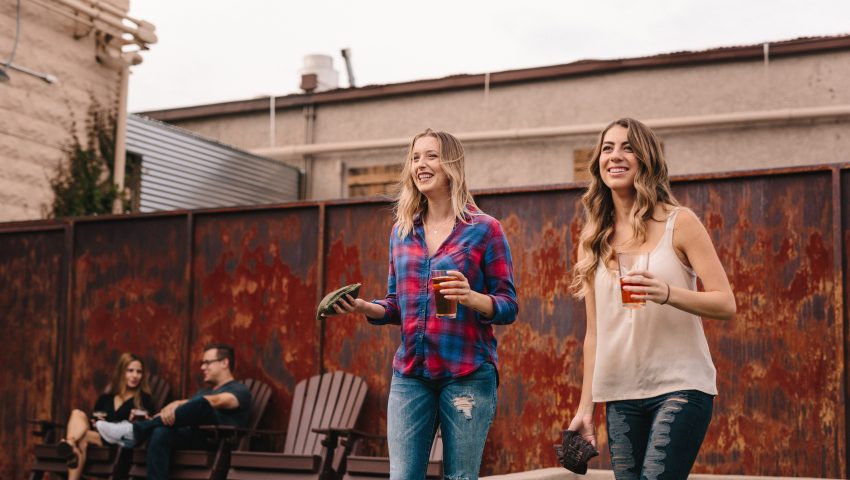 50 Tall People Problems You’ll Only Understand If You’re Over 6 Foot  