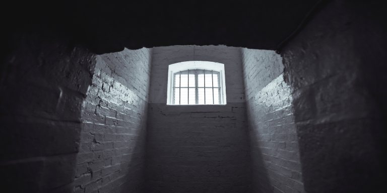 15 Ex-Prisoners Reveal The Most Disturbing Thing They Saw During Their Sentence